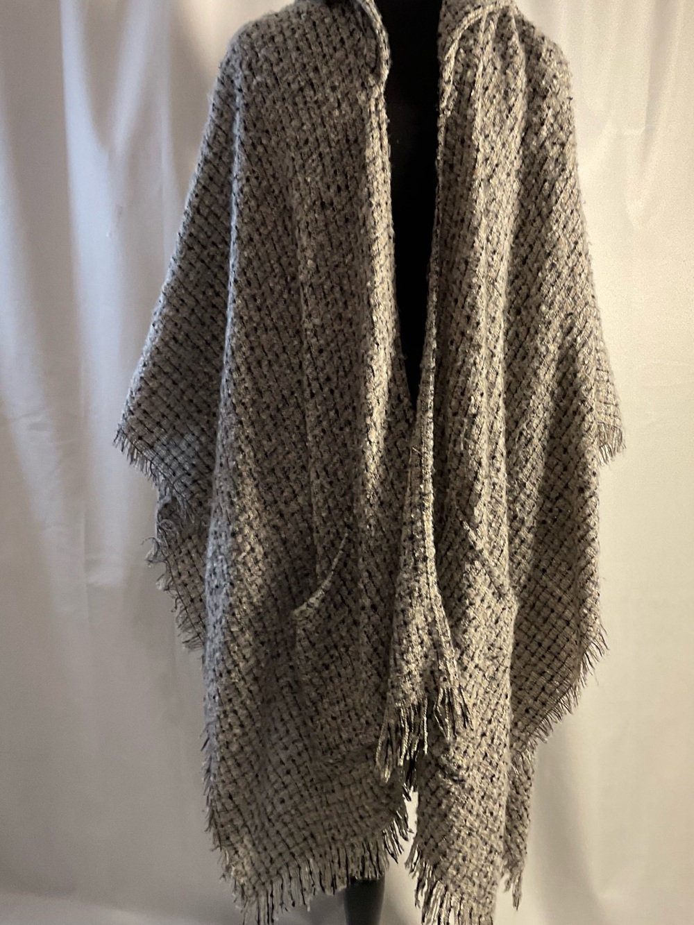 Apt. 9 Gray Woven Open-Front Poncho with Fringe